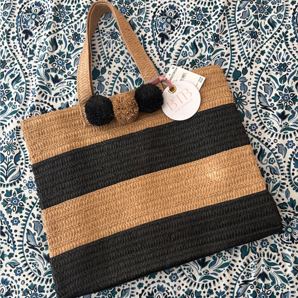 BTB Los Angeles Black/Tan Tote